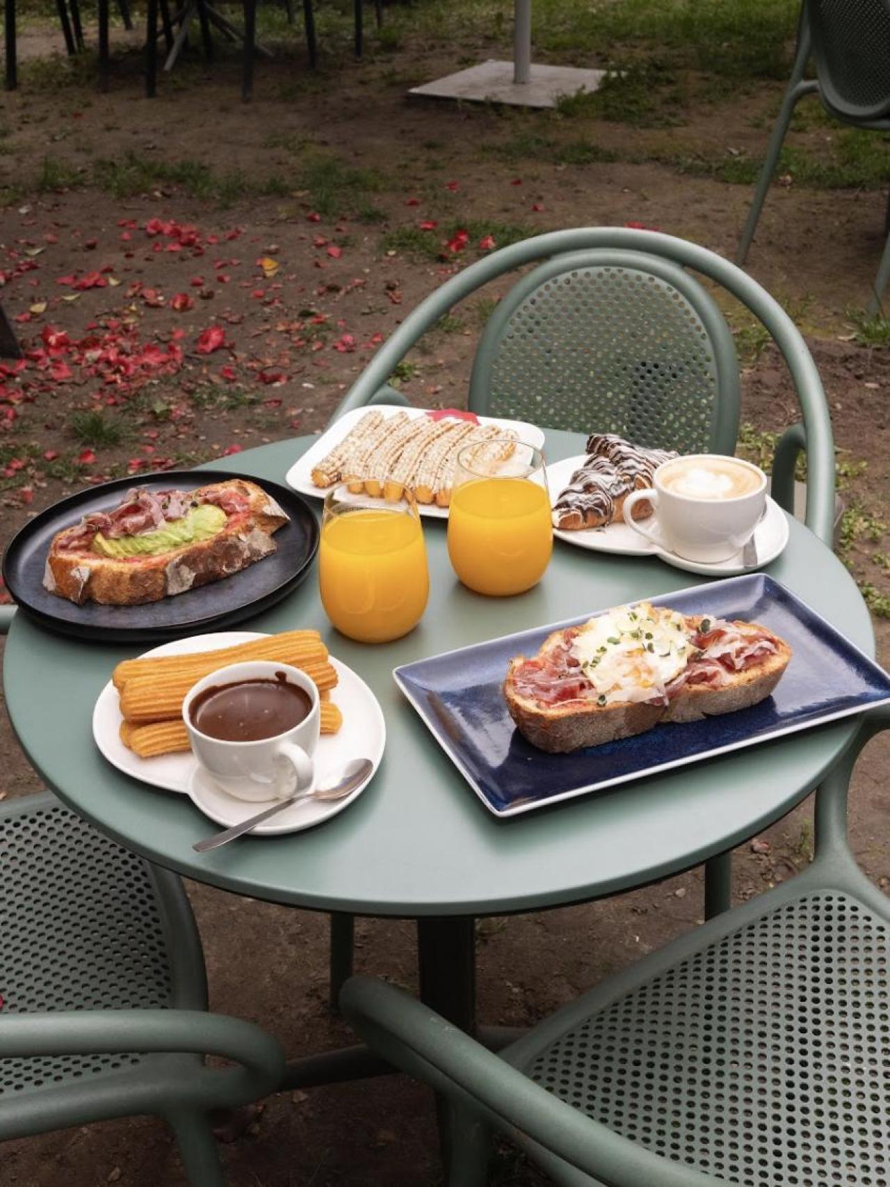 Terraza y jardín de Cacao.