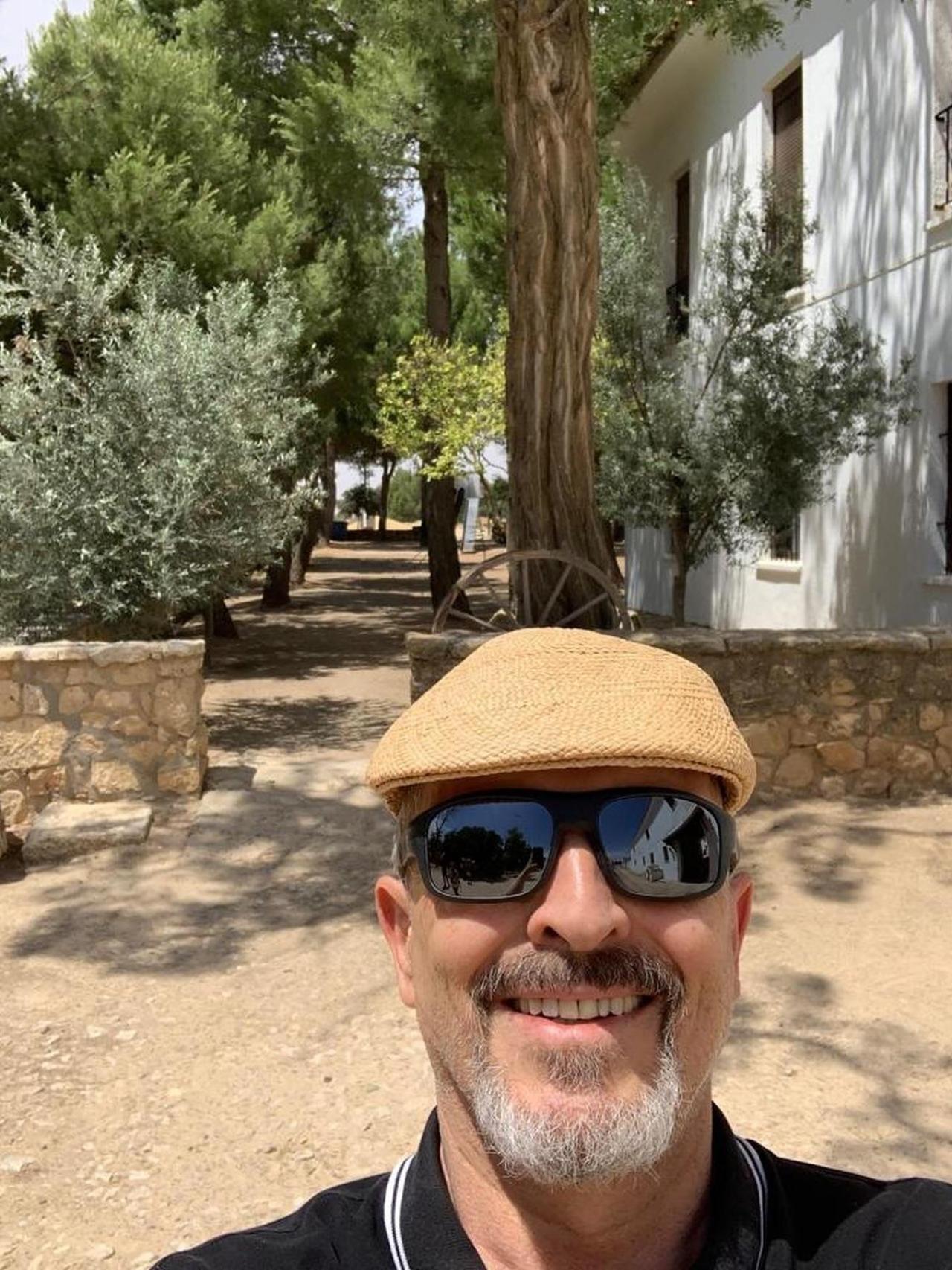 Miguel Bosé en Villa Paz en Saelices (Cuenca).