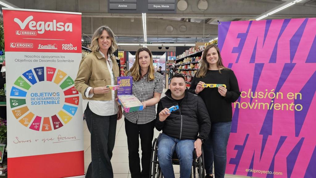 Vegalsa-Eroski y Fundación ENKI lanzan unas gafas solidarias para ver el eclipse del 12 de agosto