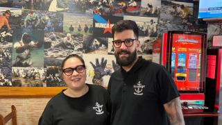 Noemi Presedo  y José Luis López, propietarios de Bodegón O Prestige