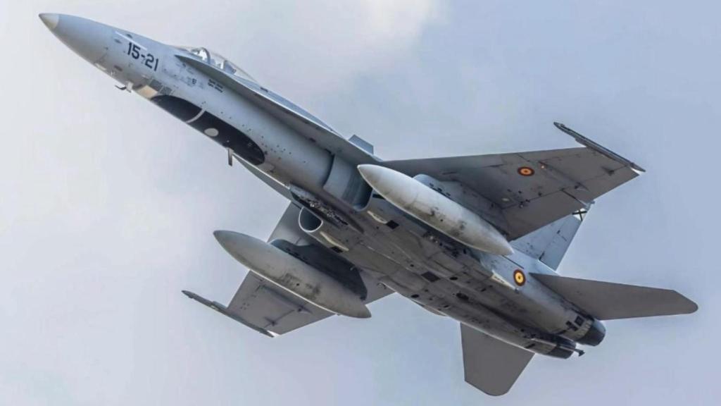 EF18M en el vuelo de vuelta a Zaragoza.
