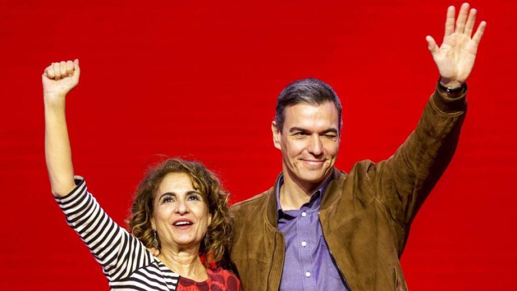 María Jesús Montero y Pedro Sánchez, en un acto del PSOE andaluz.