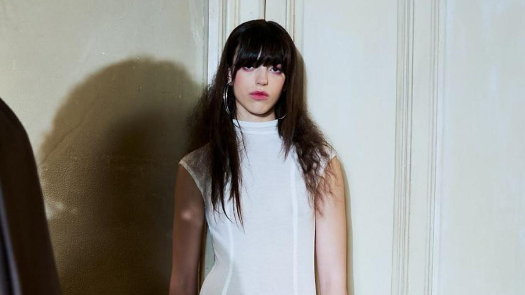 Vestidos que narran la belleza del quiebre emocional.