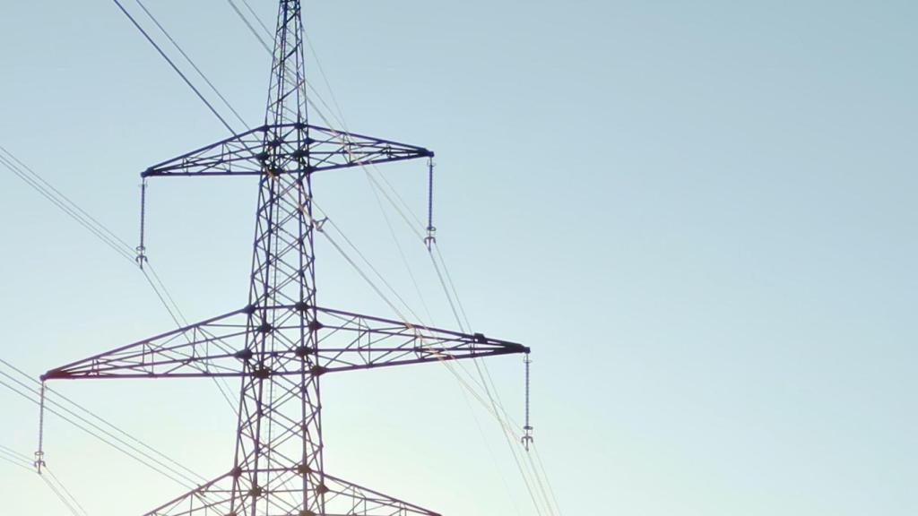 O mundo está en crise, mais a electricidade ibérica resiste: a explicación é renovábel