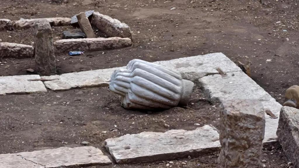 Imagen del yacimiento de un cementerio islámico.