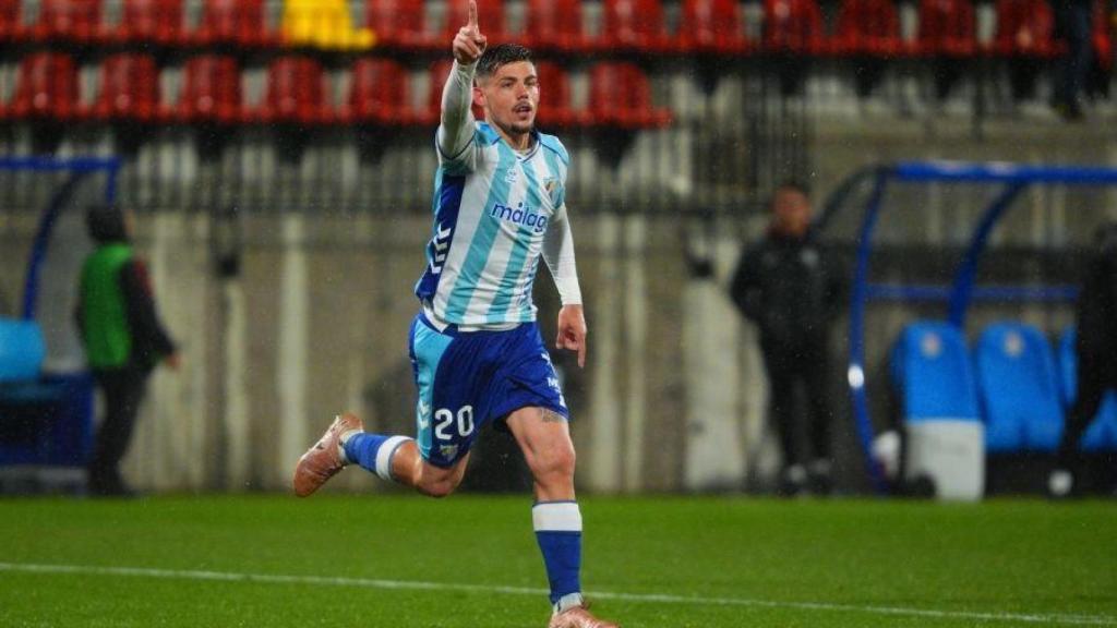 Javi Montero celebra un gol durante el FC Andorra vs. Málaga CF