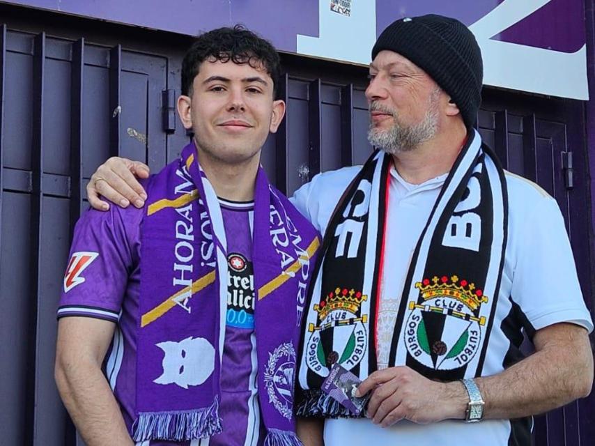 Padre e hijo comparten afición y casi...colores