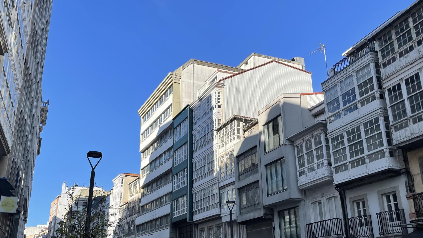 La calle San Andrés de A Coruña este Viernes Santo.
