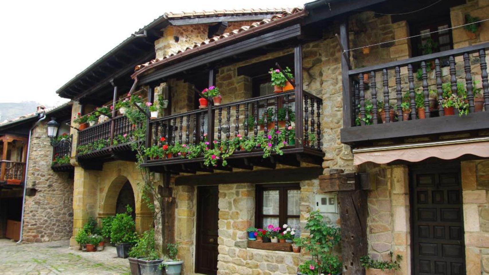 Casas de Bárcena Mayor, en Cantabria.