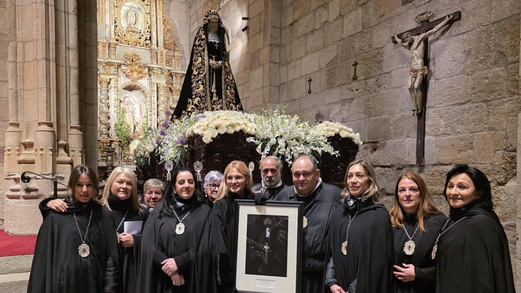 La Cofradía de Jesús Nazareno Vulgo Congregación reconoce a Ainhoa Arteta como Dama de la Virgen