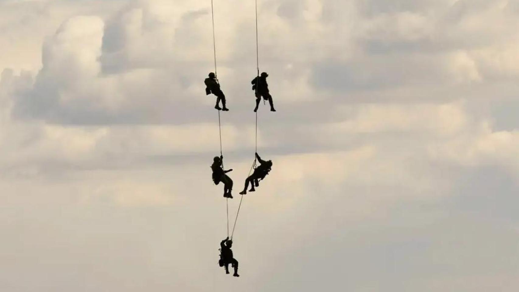 los comandos de EEUU que actúan como «navaja del ejército suizo» cuando un avión es derribado