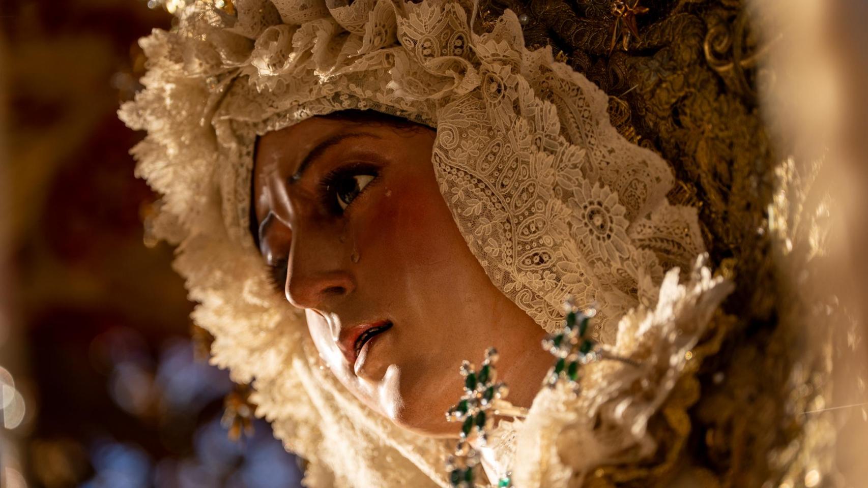 Las imágenes de una Madrugá de emoción en Sevilla