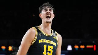 Aday Mara celebra una acción en el partido de la semifinal de la NCAA.