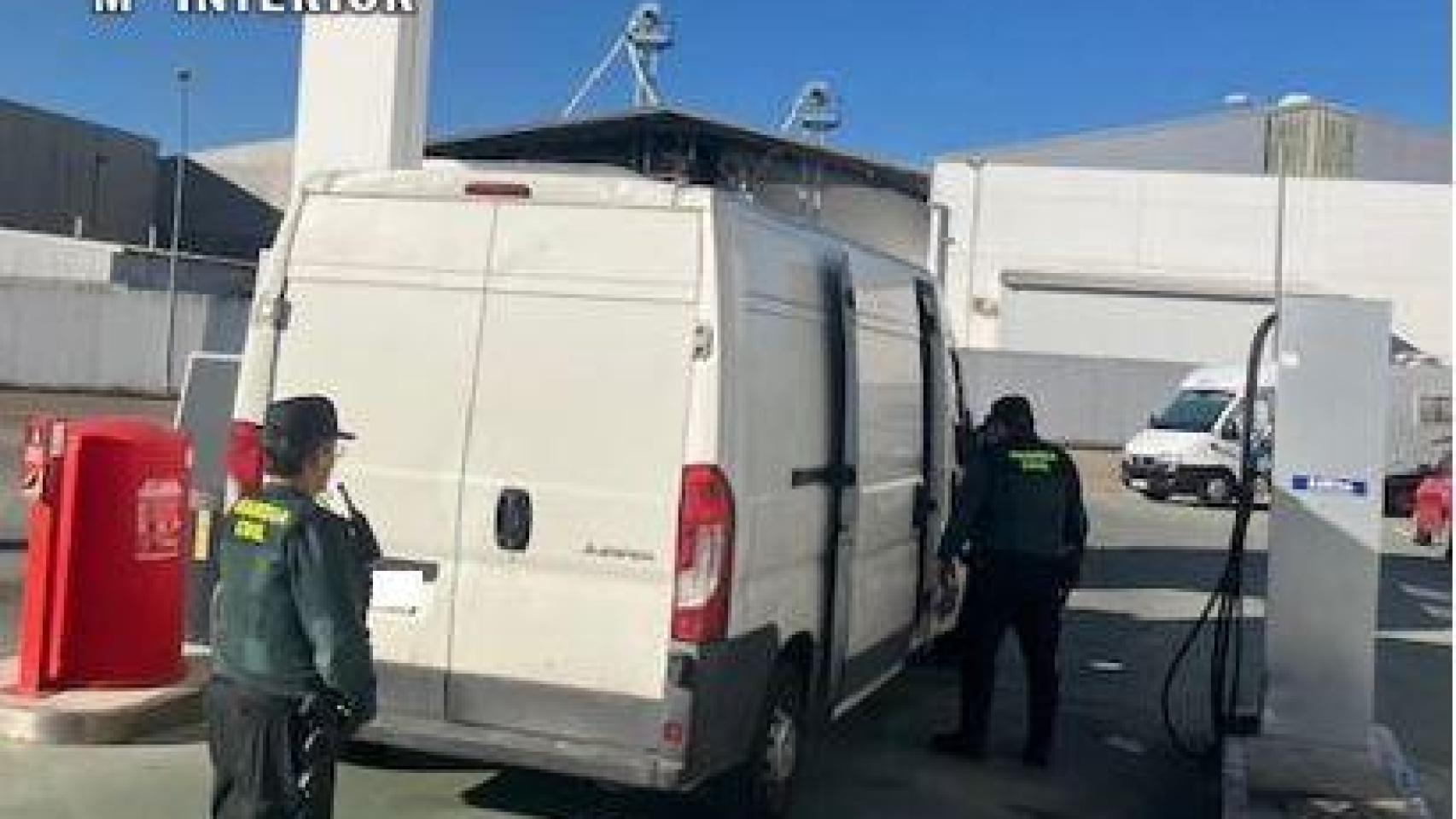 La Guardia Civil detiene a una persona por un presunto delito de estafa continuada a una empresa de transporte