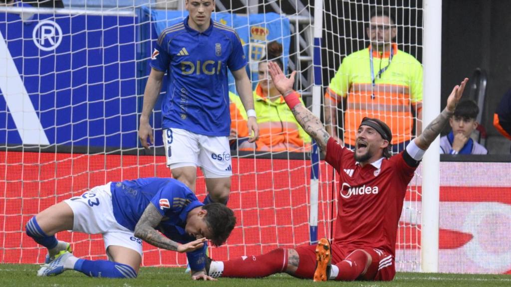 Gudelj durante el partido Sevilla – Oviedo.