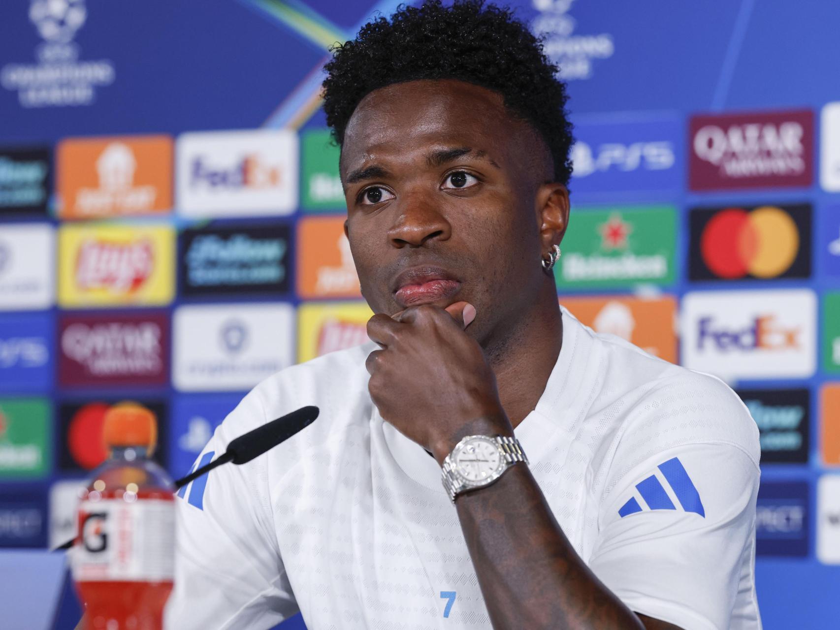 Vinicius, en rueda de prensa con el Real Madrid