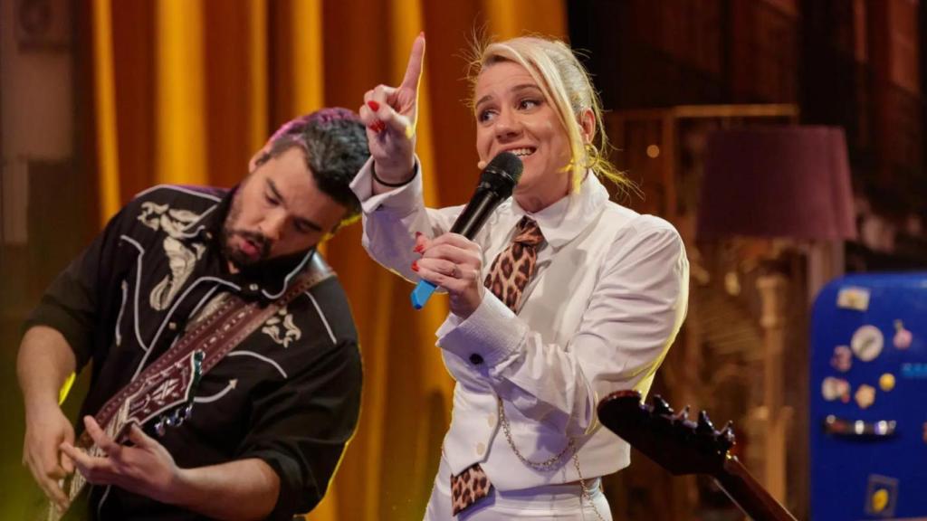 Henar Álvarez, presentadora de 'Al cielo con ella'.