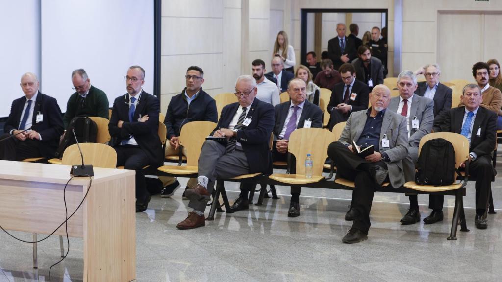 El banquillo del 'caso Kitchen', que se juzga ahora en la Audiencia Nacional: el exministro Jorge Fernández Díaz, el exsecretario de Estado de Seguridad Francisco Martínez, el exDAO de la Policía Eugenio Pino y el comisario Marcelino Martín Blas.