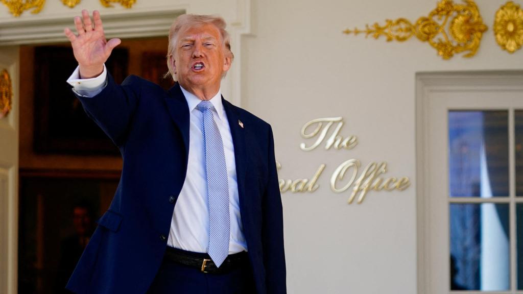 Donald Trump regresa al Despacho Oval.