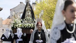 Procesión del Domingo de Resurrección en Cuéllar (Segovia) durante la Semana Santa 2026