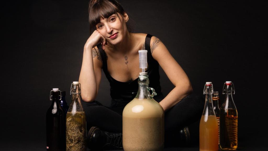 Esther Merino, especialista en fermentación, coctelería y desarrollo de bebidas.