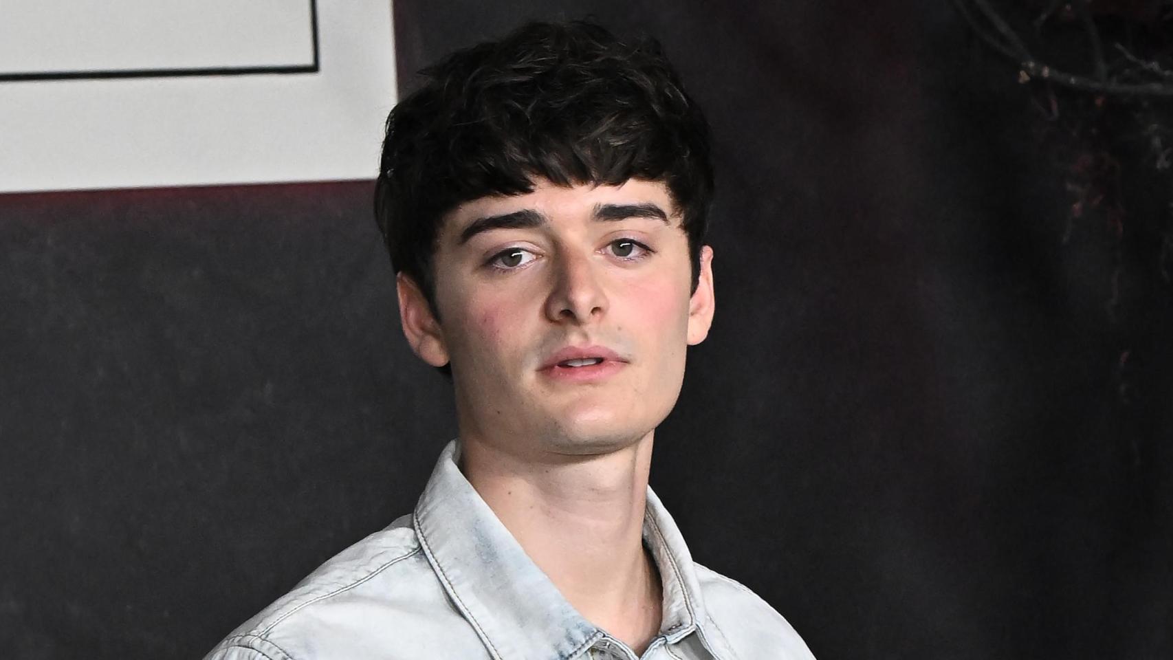 Noah Schnapp en un photocall en Hollywood, en 2025.