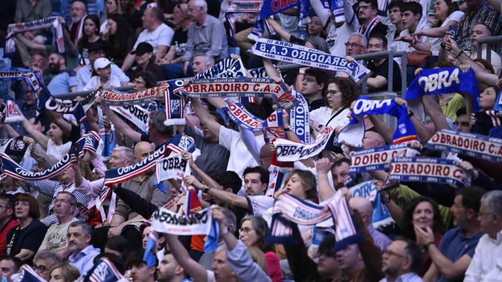 El Obradoiro busca instalar una pantalla gigante en Santiago para disfrutar el derbi