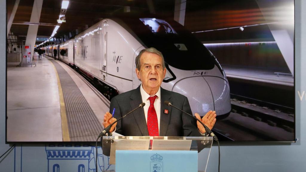 Caballero contesta al PP sobre el AVE por Cerdedo: Se mantienen los plazos, hay un error en la respuesta