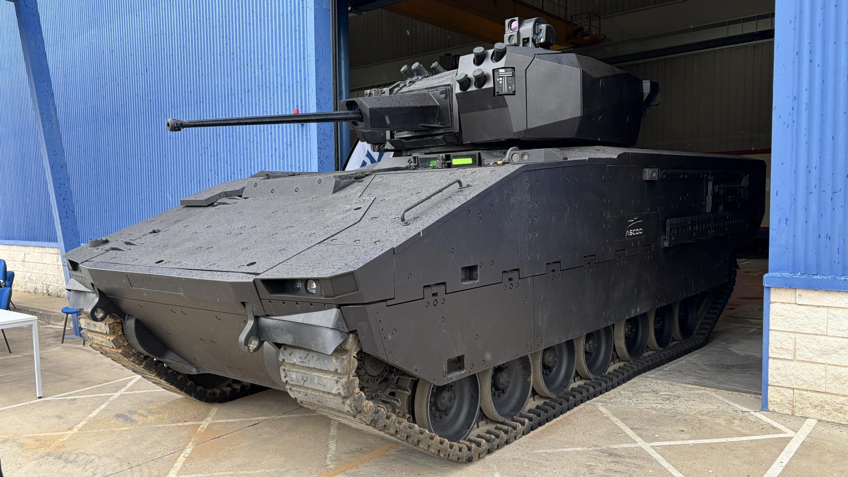 Prototipo vehículo de combate de infantería Hunter