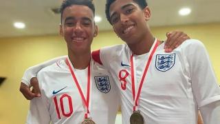 Jude Bellingham y Musiala, en las categorías inferiores de Inglaterra.