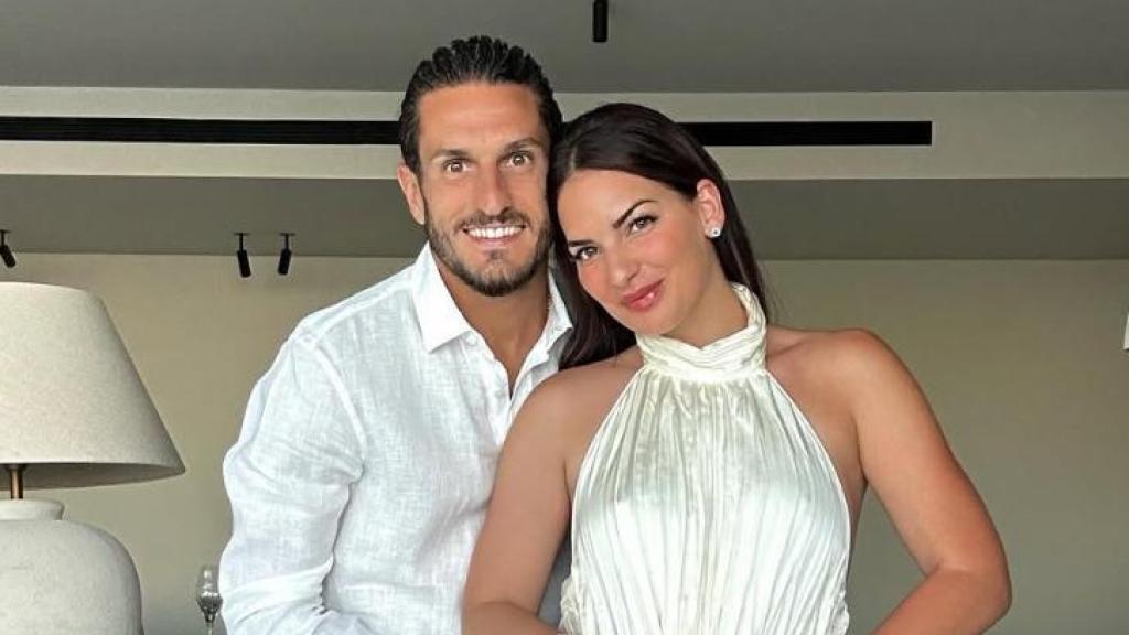 Beatriz con su marido Koke.