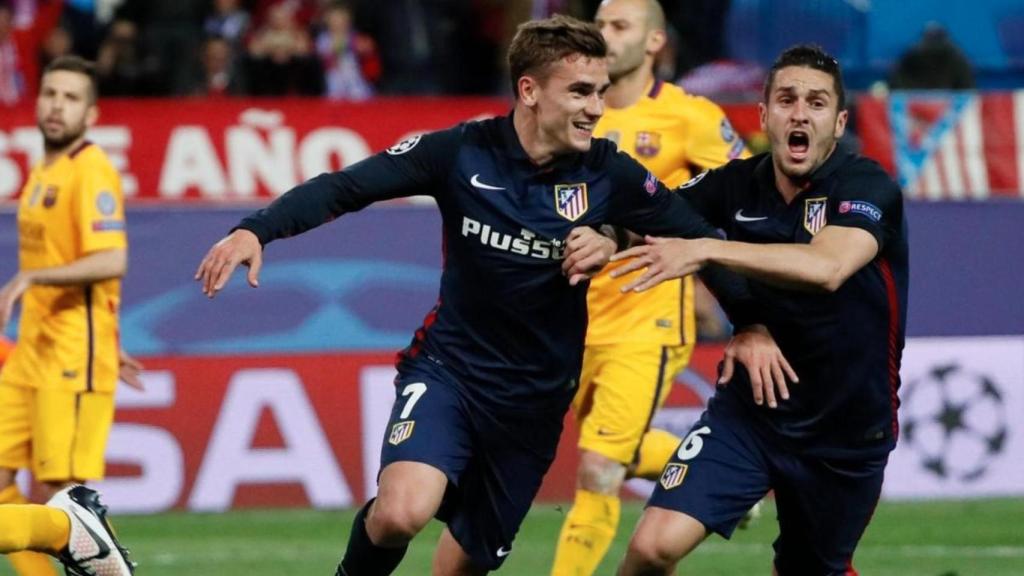 Griezmann y Koke celebrando en la eliminatora de Champions contra el Barça en 2016