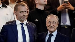 Aleksander Ceferin y Florentino Pérez, en el palco del Bernabéu.