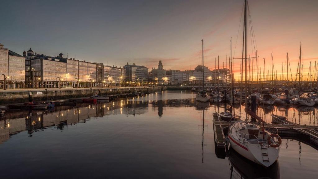Avenida de la Marina en A Coruña.