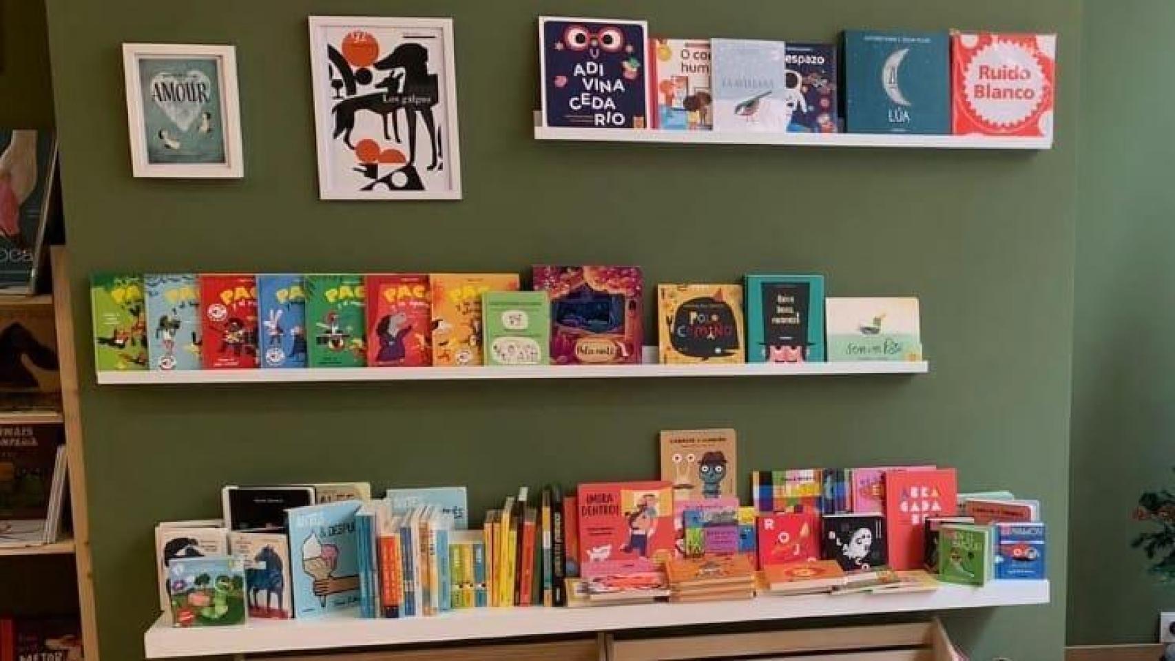 Una librería Galgo Azul de A Coruña.