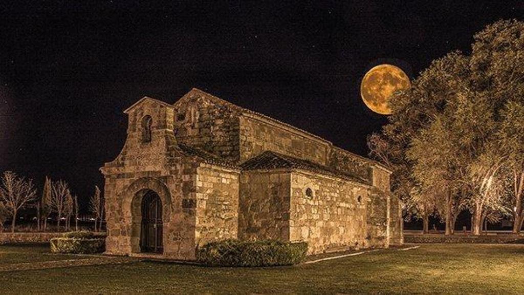 Basílica de San Juan de Baños.