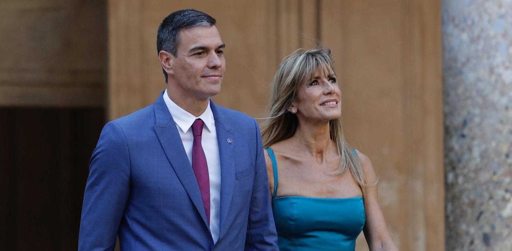 Pedro Sánchez y Begoña Gómez, durante un acto oficial.