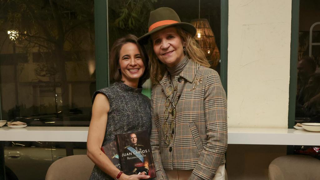 Laurence con la infanta Elena, con quien ha entablado amistad, en una imagen reciente.