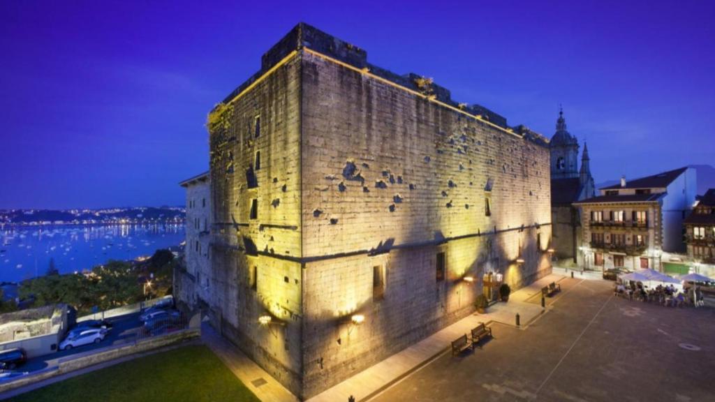 El castillo de Carlos V, en Hondarribia.