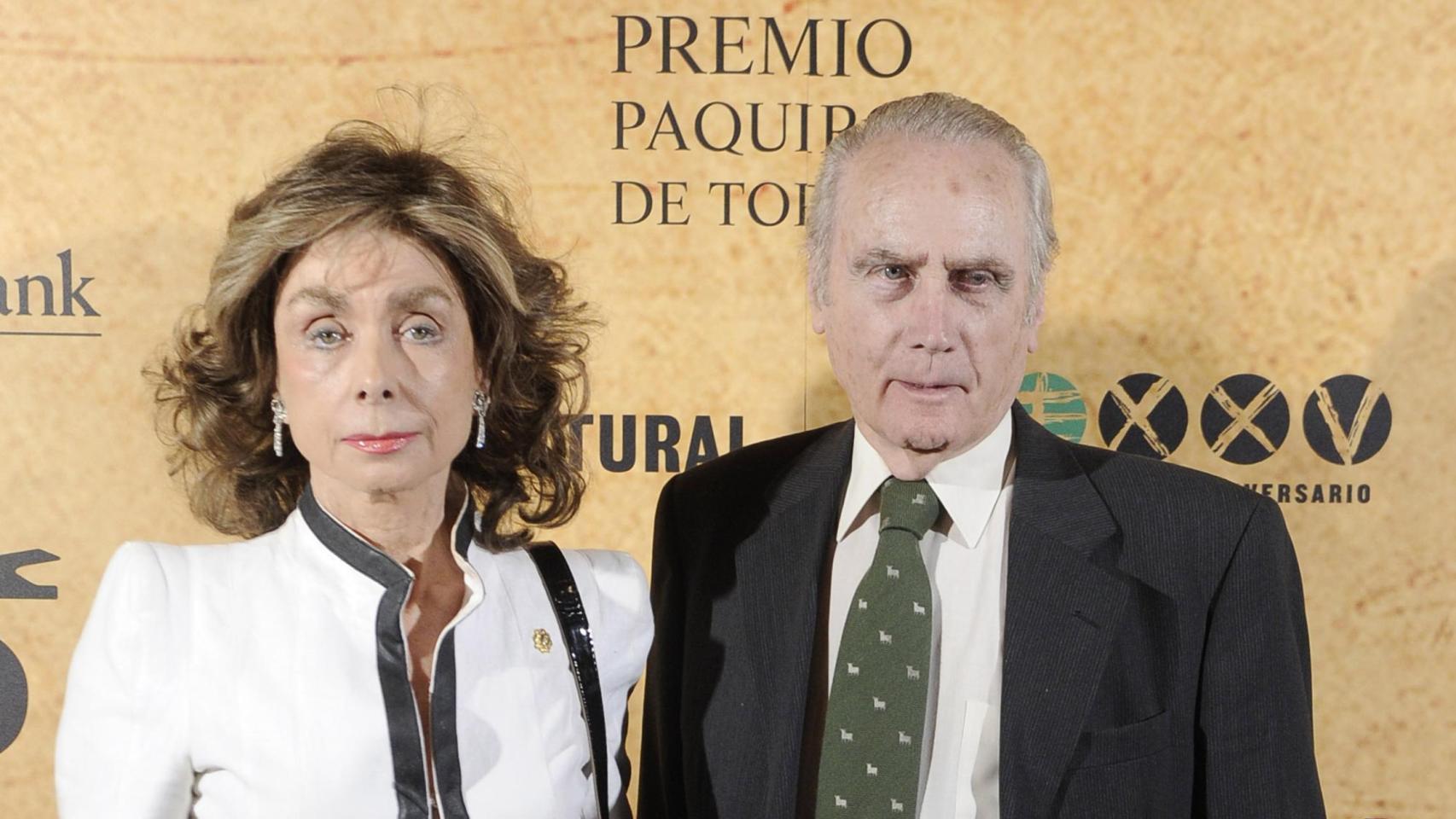 Francisco Segrelles junto a su esposa, Paloma.