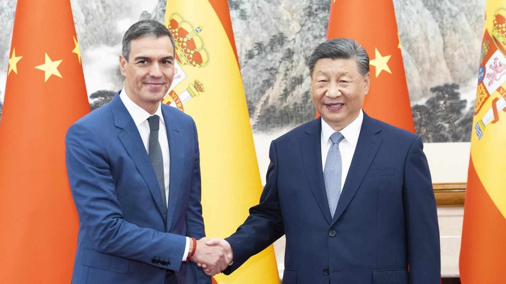 El presidente del Gobierno, Pedro Sánchez, y el presidente chino, Xi Jinping, en su último encuentro.