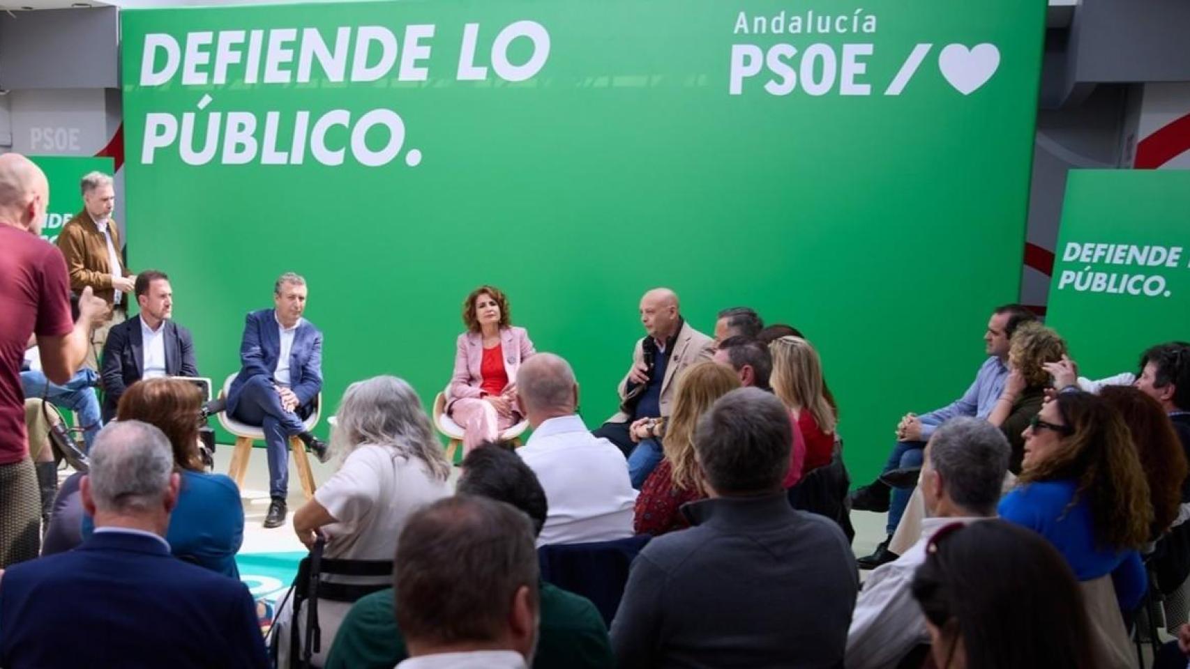 María Jesús Montero en un encuentro con agrupaciones socialistas de Sevilla