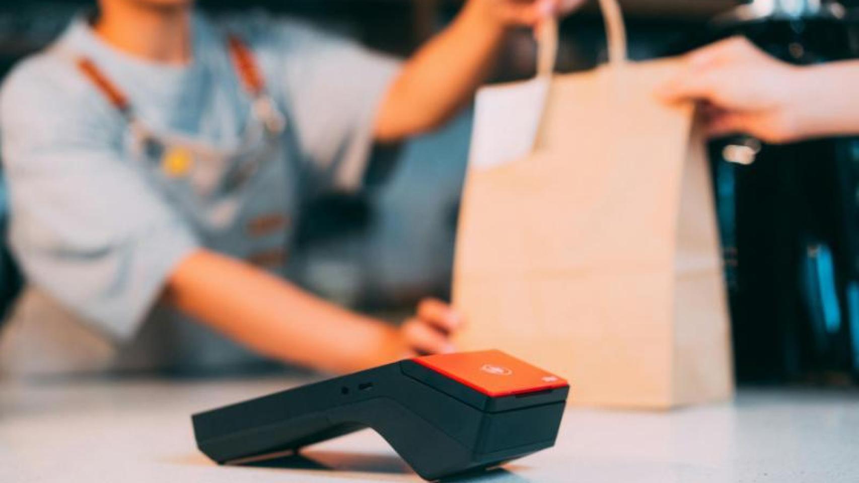 El cliente debe tener la posibilidad de salir del local con sus sobras en un recipiente apto para uso alimentario.