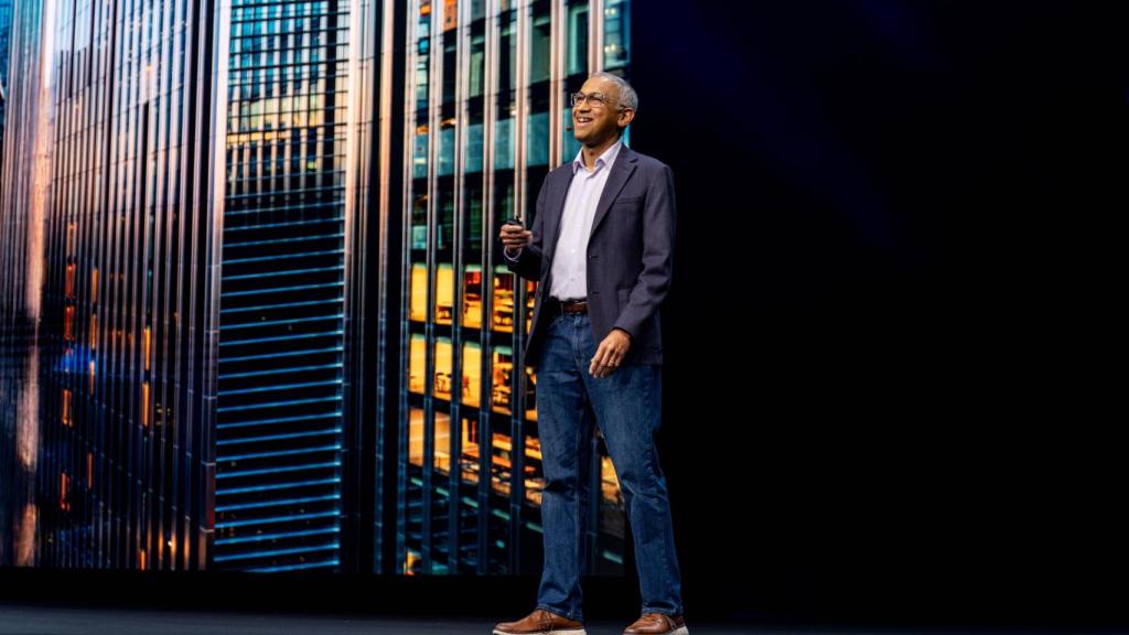 Rajiv Ramaswami, CEO de Nutanix, durante su intervención en el evento 'Next 2026' de Chicago (Estados Unidos).
