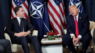 El presidente de Estados Unidos, Donald Trump, mantiene una reunión bilateral con el secretario general de la OTAN, Mark Rutte, en el Foro Económico Mundial (FEM) en Davos, Suiza, el 21 de enero de 2026.