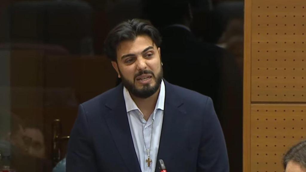 Samuel Escudero durante su intervención en la Asamblea de Madrid.