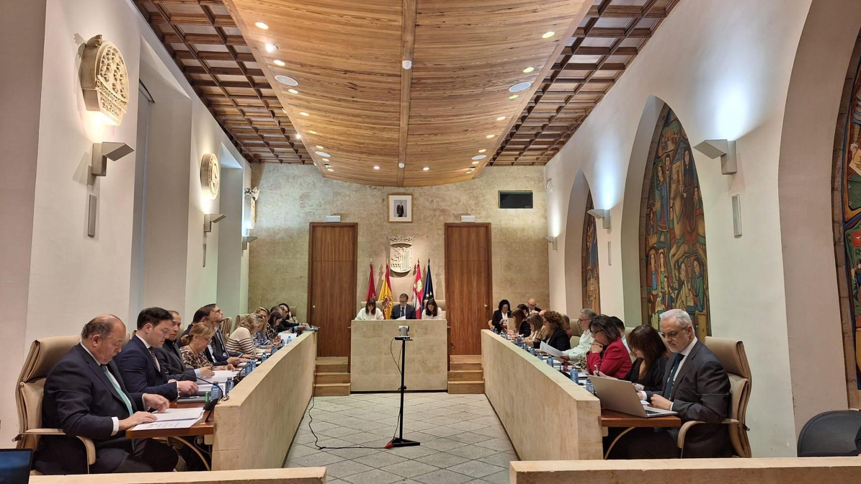 Imagen del Pleno Ordinario del día de hoy, jueves 9 de abril de 2026.