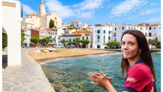 Asamblea de Aitana Bonmatí y la ciudad de Cadaqués.