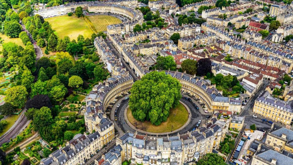 Vista aérea del circo en Bath Somerset, Inglaterra
