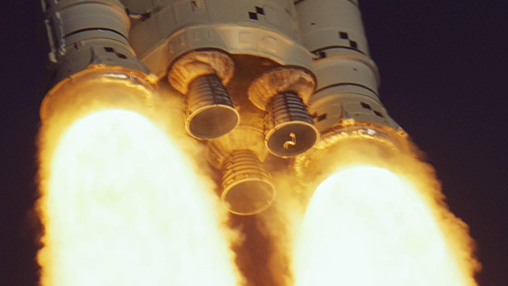 Momento del despegue de Artemis II.